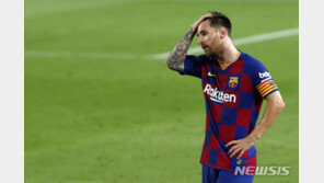 상대 감독도 인정 “메시, 꿈이나 게임에서 막을 수 있어”