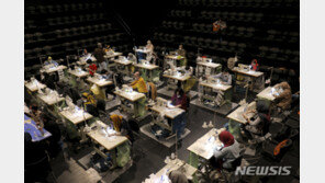 “이란, 코로나19 사망자 의도적 축소…공식통계 3배”