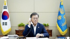 지난 주말 양산 사저 내려간 文대통령, PK 與 의원들 만나