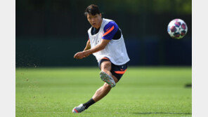 ‘라이프치히 11번’ 황희찬 “어떤 역할이든 편안하게 수행”