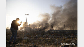 레바논 총리 “질산암모늄 2700t 적재 창고 폭발”…사망 78명·부상 4000명