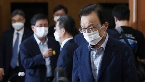 부동산 입법 독주 與 “18일까지 공수처장 추천위원 내라” 野 압박