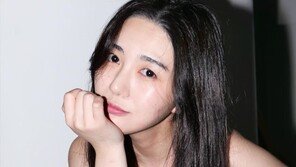 권민아, ‘지민 폭로’ 이후 활동 재개…“꽃길 걷는 중”