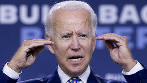 바이든, 대선TV광고비 2 .8억달러 확보…트럼프의 2배