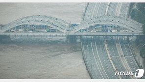 한강대교 9년 만에 ‘홍수주의보’…“하류 지역 주민 유의”