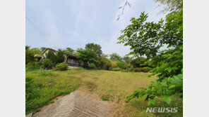 靑 “사저 농지법 위반? 사실 아냐…현재도 경작 중”