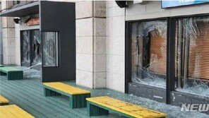 KBS곡괭이 난동에…노조 “어느 요원도 제압 시도 안해”