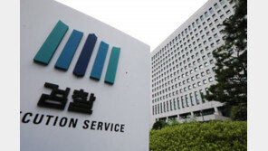 추미애, 7일 검찰인사 발표…“윤석열 의견 들었다”