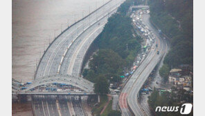 ‘교통통제’ 강변북로·올림픽대로 일부 구간 제자리걸음…또 출근길 답답