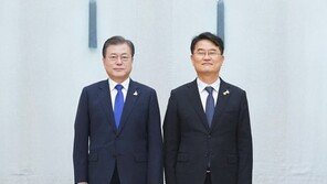 文대통령 “개인정보보호, 국가적으로 중요한 문제”