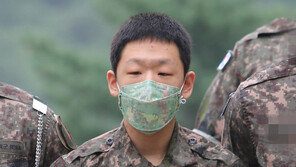 ‘박사방’ 공범 이원호 첫 재판서 혐의 인정…“처벌 달게 받겠다”