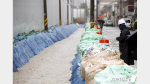 물폭탄에 쑥대밭 광주 사망 1명·이재민 400명…제방 등 복구 시작