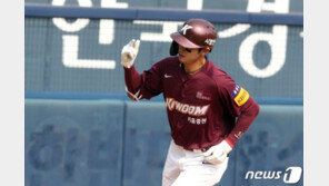 키움 이정후, 200안타 페이스에 수비도 최고…외야수 보살 공동 1위
