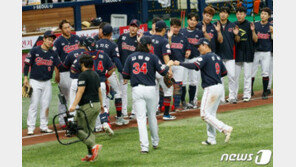 ‘8월 5승1무’ 롯데, 상승세 막는 변수는 야속한 비?