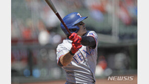 추신수 2타점 적시타…텍사스도 에인절스 상대로 3연전 ‘스윕’