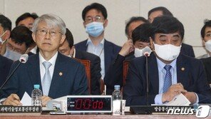 구글 ‘앱 수수료’ 30% 인상에 업계 ‘속앓이’만…정부 칼 빼 드나