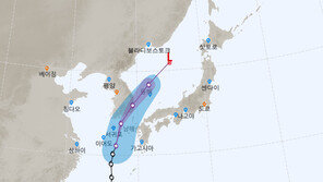 소형급 태풍 ‘장미’ 비구름 크게 발달…내일까지 200mm 폭우