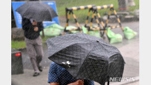 [날씨]11일도 곳곳 장맛비 계속…강원 등 일부엔 폭염특보