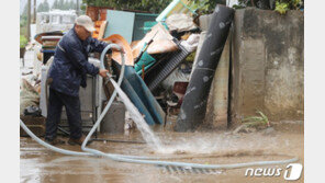 11일째 폭우…사망·실종 42명, 이재민 7512명, 시설피해 2만여건