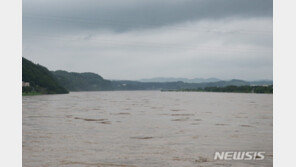 軍 “북한, 집중호우로 황강댐 수문 일부 개방해두고 있다”