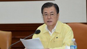 文대통령 “한국, 경제성장률 OECD 1위…방역 가장 성공한 모범국”