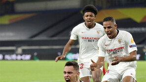 종료 2분전 결승골… 세비야, 4강 ‘환호’