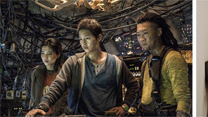 내달 텐트폴서 예술영화까지 쏟아진다