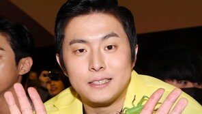 기안84, 웹툰 ‘복학왕’ 여혐 논란→연재 중지 청원 등장→내용 수정