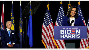 하루 만에 312억원 끌어모은 해리스 “누더기 된 美 재건하겠다”