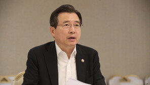 기재차관 “농산물 작황 나쁘지 않아…장마 끝나면 가격 안정될 것”