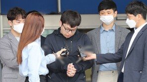 박사방 유료회원 2명 구속 심사대…유사강간·성착취물 유포