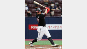 ‘12회 결승타’ KT 황재균 “팀 배팅 신경 써…더 집중하겠다”