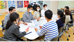 격식없는 옷차림이 대세… “정장의 시대는 끝났다”