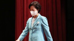 ‘檢직제개편안’ 집단반발 직면…추미애 강행할까 조정할까