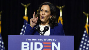 카멀라 해리스, 민주 전당대회 앞두고 “트럼프는 거짓말장이”