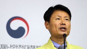 방역당국 “이번주 전국 대유행 결정짓는 분수령 될 것”