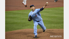 올해 첫 ‘볼넷 0개’ 류현진 “제구 잘 됐어”