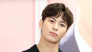 빅스 출신 홍빈, 입대 소감 “속세에 미련 남지만 홀가분해”