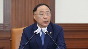 홍남기 “월차임 전환율 4%→2.5% 하향 조정”