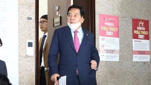 [단독]野보좌관 채용하자…與, 공공기관장 불러 “인사라인 문책”