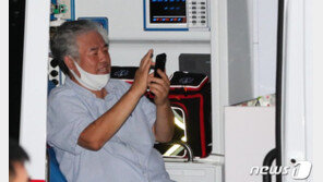 이재오 “전광훈, 방역 큰 잘못…그래도 정치적 탄압 인상 주면 안돼”