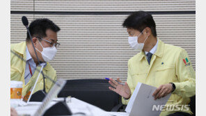 코로나 결혼식, 50명씩 분할하면 수백명도 가능? 중수본 답변 보니…