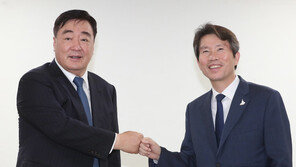 이인영 “남북관계, 中 협력 기대”…싱하이밍 “옆에서 도울 것”