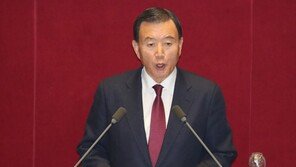 통합당 홍문표, 광화문 집회 참석 논란에 “오보…전광훈 몰라”