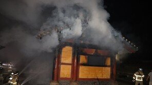 밤사이 화성 용주사서 화재…정조·사도세자 위패 모신 호성전 전소