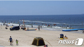 해수욕장 다녀왔을 뿐인데…‘인기 휴가지’도 코로나 ‘빨간불’