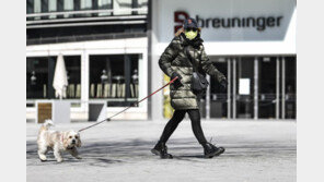 “하루에 최소 두 번, 1시간 이상”…獨, ‘반려견 산책’ 법안 추진에 논란