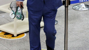 ‘코로나 확진’ 전광훈 재판 연기…법원 직원은 자택대기