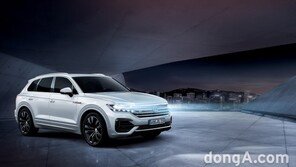 “람보르기니보다 힘센 폭스바겐”… ‘신형 투아렉 4.0 V8 TDI’ 출시