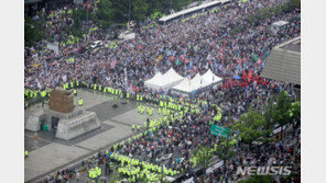 서울시, 광화문 집회 인근 30분 이상 체류 시민 1만576명 명단 확보